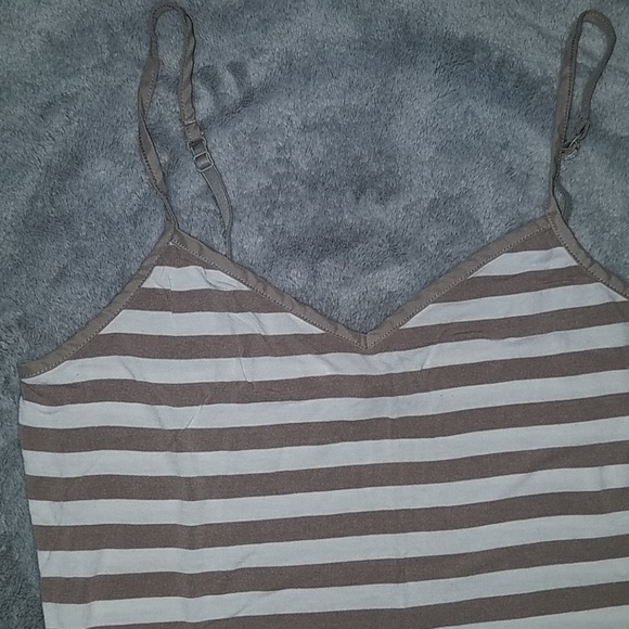 Tank top - Picture 2 of 4